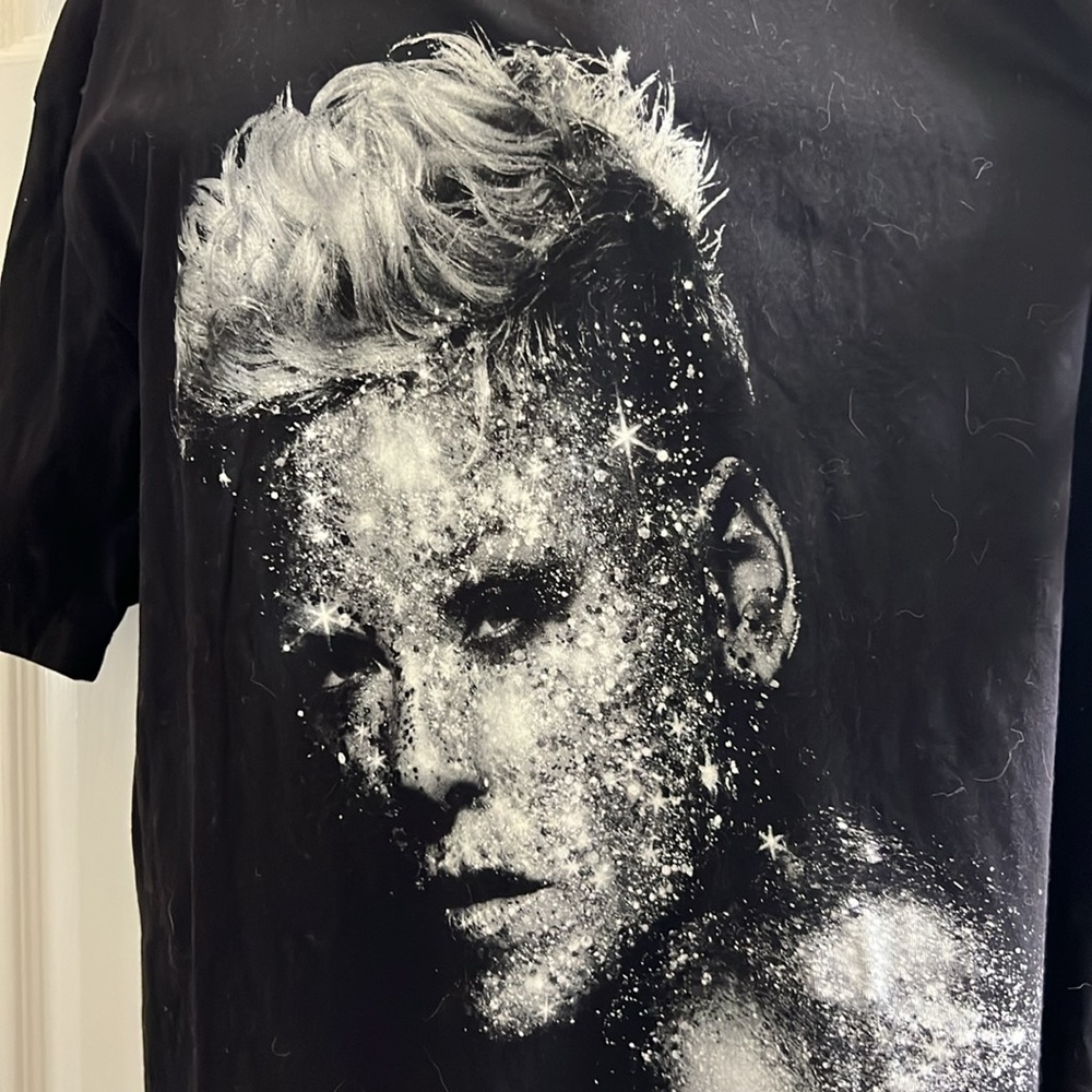 LIKE NEW! 🎹🎵🎤 2023 PINK CONCERT TSHIRT -ONLY WORN ONCE! Unisex XL Chest: 24” - Picture 2 of 5